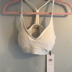 ALO blissful Yoga White Ribbed Sports Bra